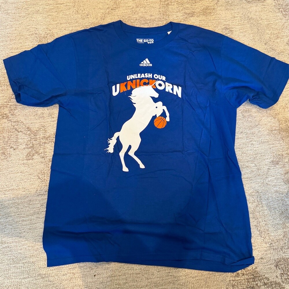 adidas The Go-To Tee New York Knicks UKNICORN Graphic T-Shirt Men's L Blue